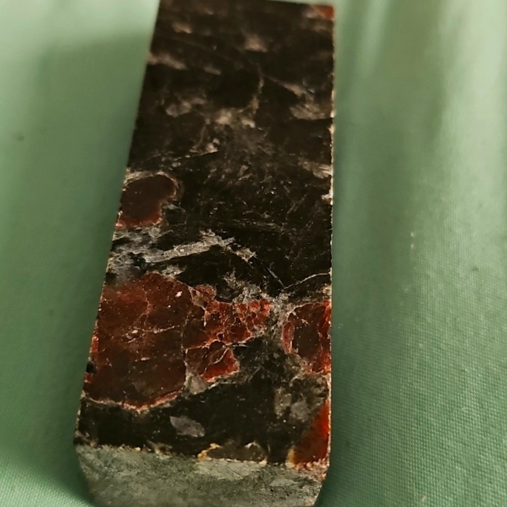 Natural crystal stone Tower